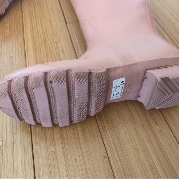 Hunter Boots Made in Scotland Light Pink Wellington Rain Boots - Picture 9 of 12